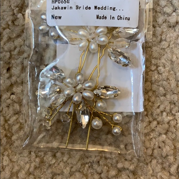 Wedding hair pieces - Picture 3 of 4